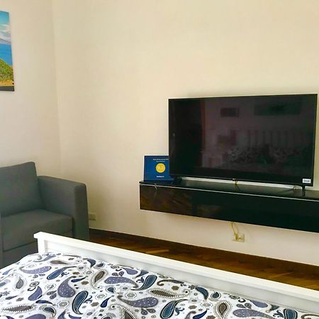 Casa Annamaria Hotel Наполи Екстериор снимка