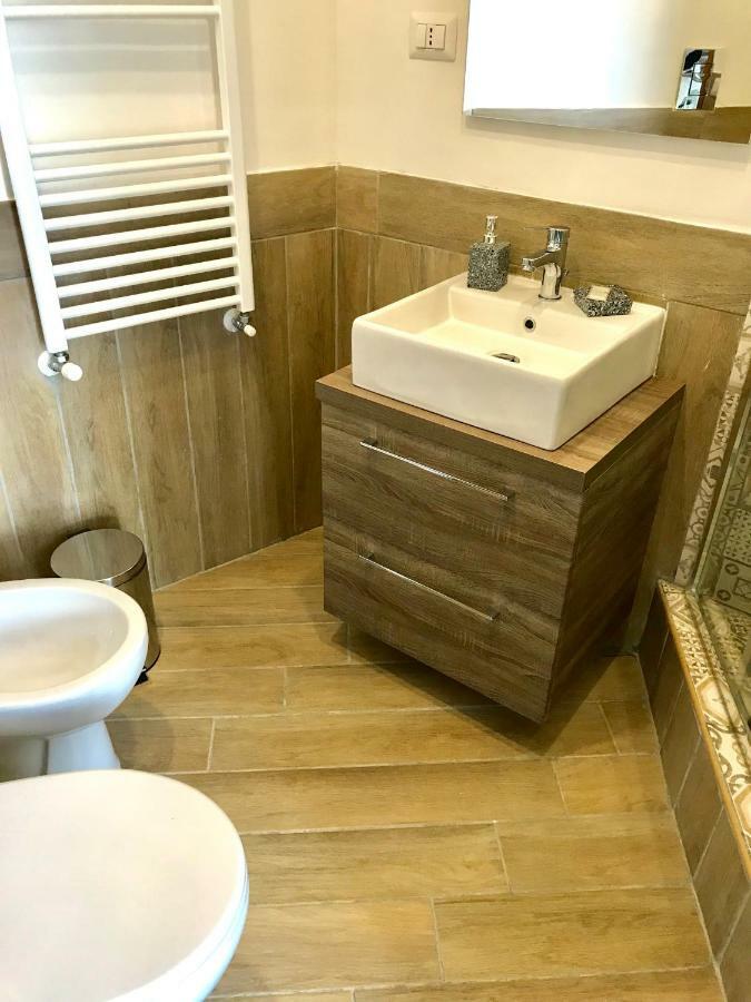 Casa Annamaria Hotel Наполи Екстериор снимка