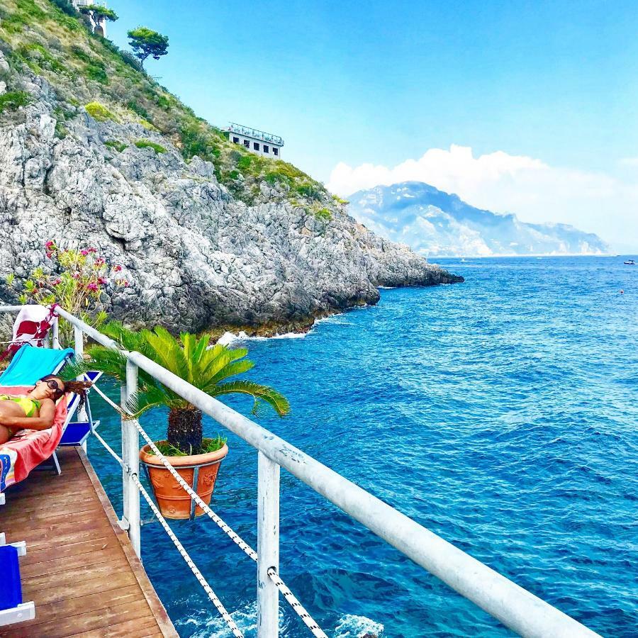 Casa Annamaria Hotel Наполи Екстериор снимка